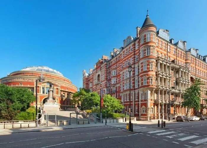 Amazing South Kensington Apartment